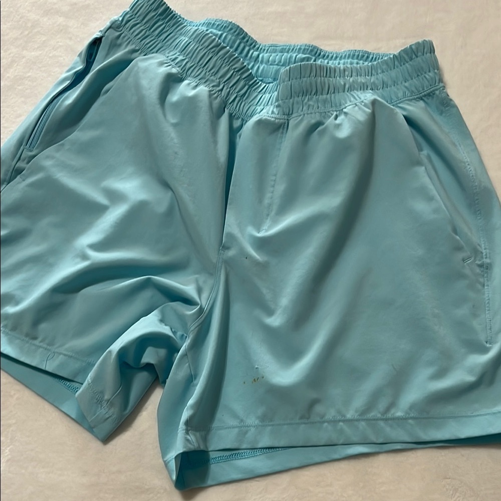 Lululemon men’s Light Blue Athletic Shorts - Picture 5 of 8